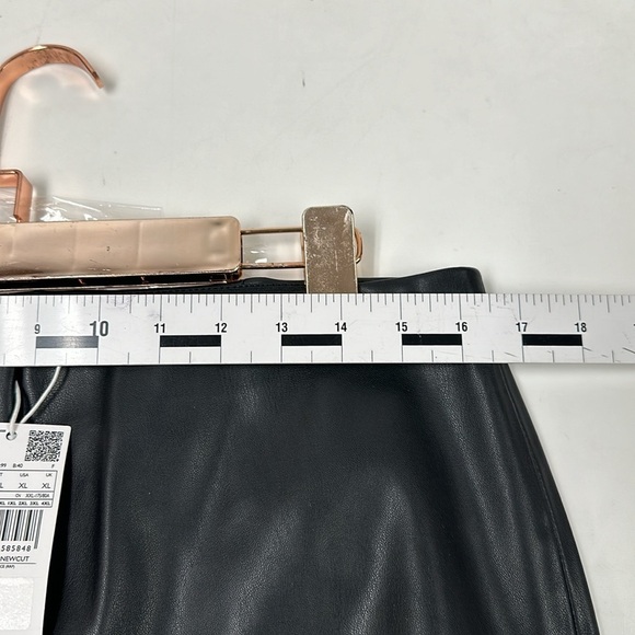 NWT Mango Faux-leather pants - Picture 12 of 14